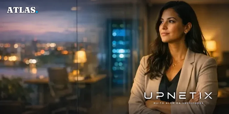 Executiva observando a cidade e um data center ao fundo