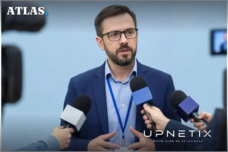 Especialista em cibersegurança comentando sobre o impacto da IA em ataques a infraestrutura crítica.