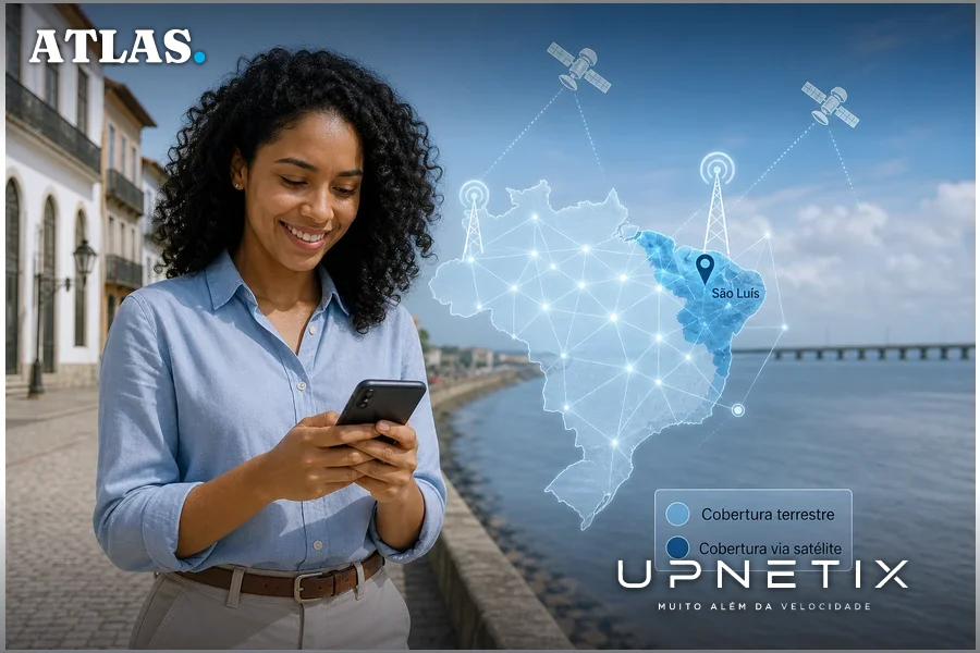 Usuário com smartphone recebendo sinal integrado de rede móvel terrestre e satélite em São Luís.