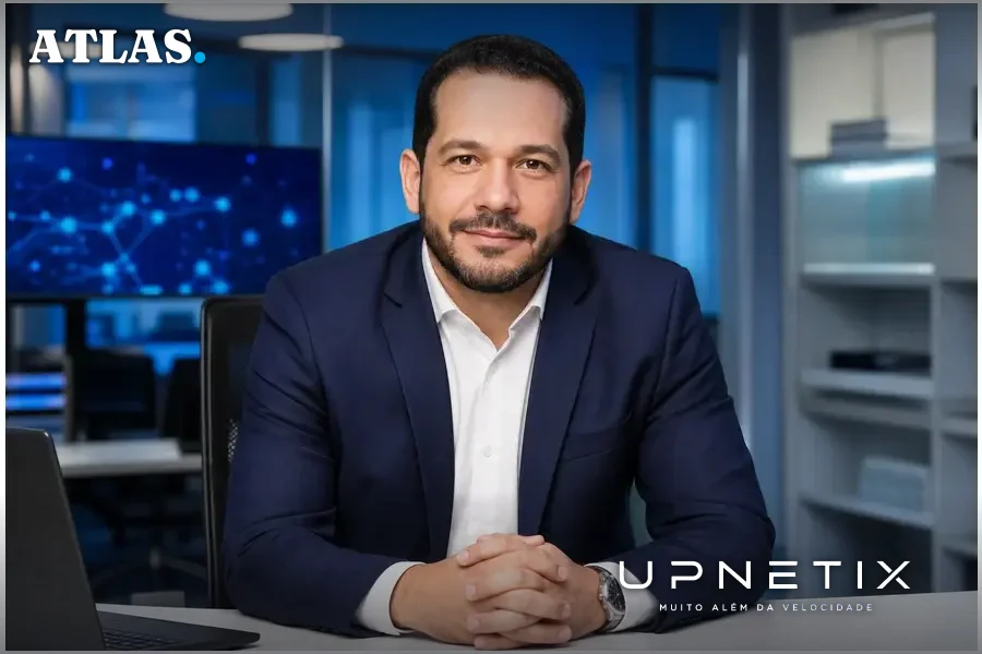 Retrato corporativo realista de Carlos Rodrigo Fonseca Lima, superintendente de IA do Serpro.