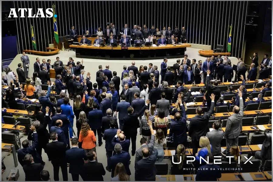 Plenário da Câmara dos Deputados em votação do PLP 74/2026