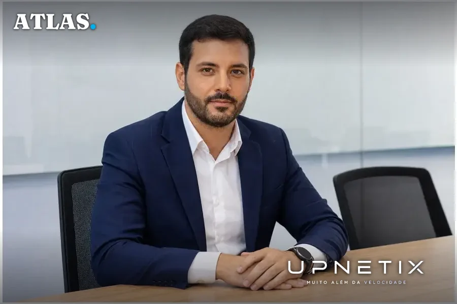 Retrato profissional de Rafael Ribeiro Tonassi, especialista da Vibra em automação inteligente.